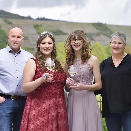 Weingut Weich Hotel Riol Buitenkant foto