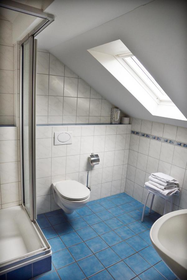 Weingut Weich Hotel Riol Buitenkant foto