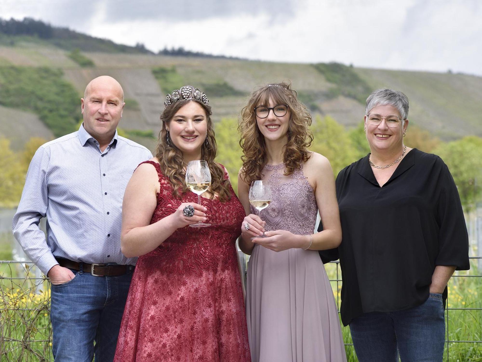 Weingut Weich Hotel Riol Buitenkant foto